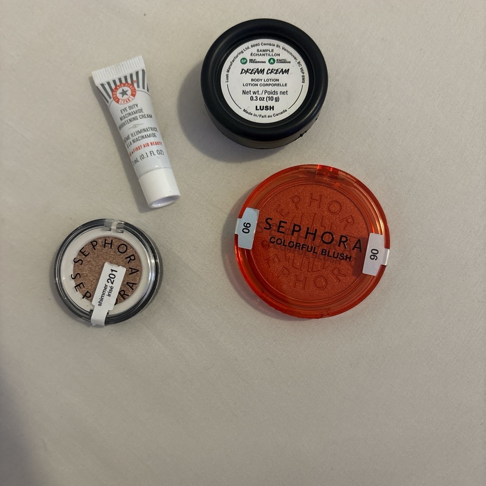 Sephora Lip Gloss Set - Vibrant Orange and Pink - Picture 4 of 8